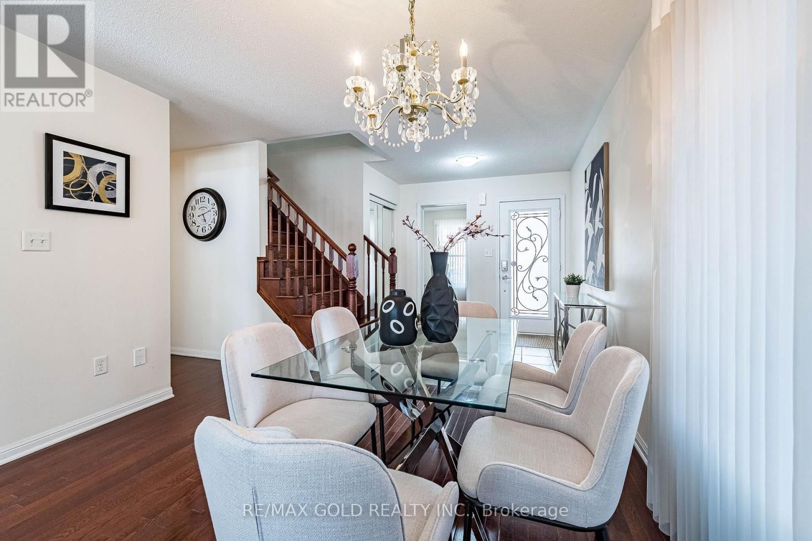 6 CLENSTON ROAD Image 10