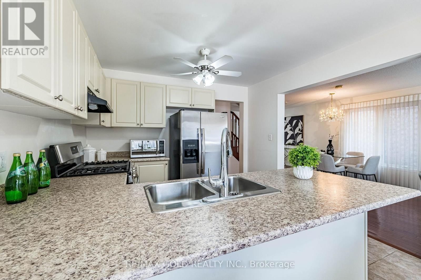 6 CLENSTON ROAD Image 12