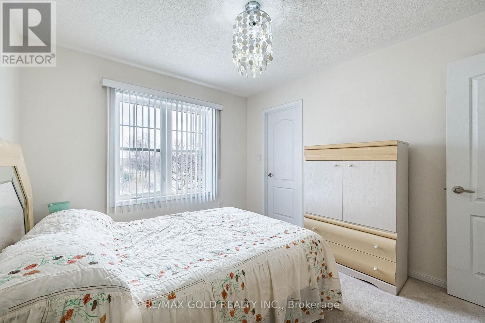 6 CLENSTON ROAD Image 25