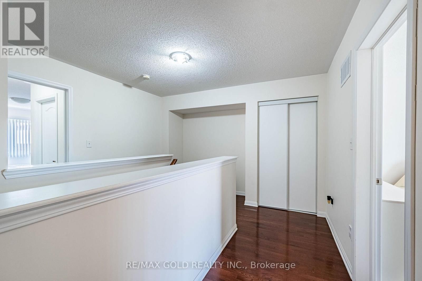 6 CLENSTON ROAD Image 28