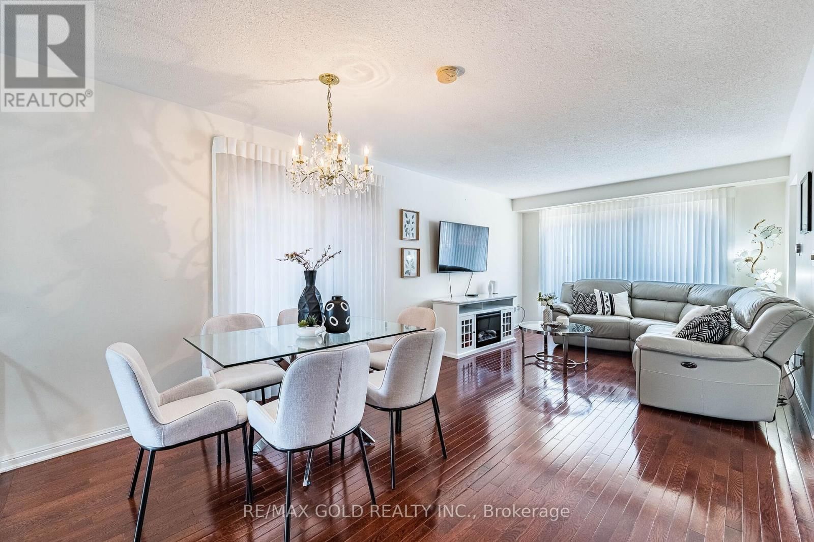 6 CLENSTON ROAD Image 5