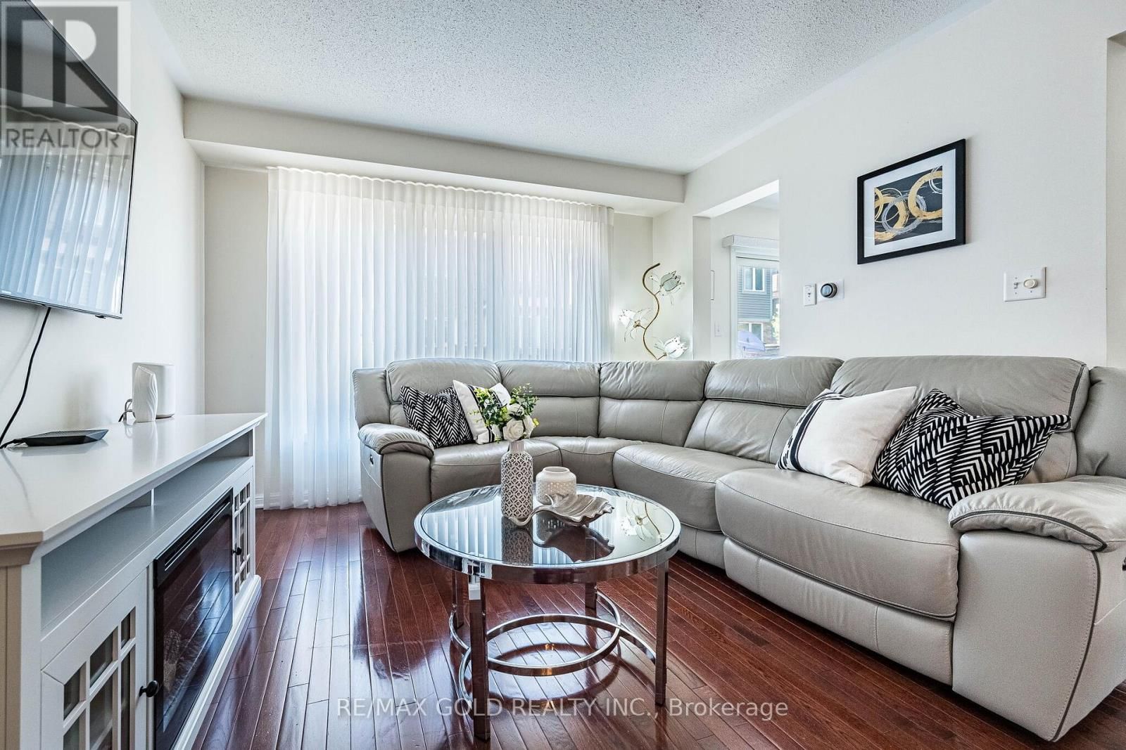 6 CLENSTON ROAD Image 8