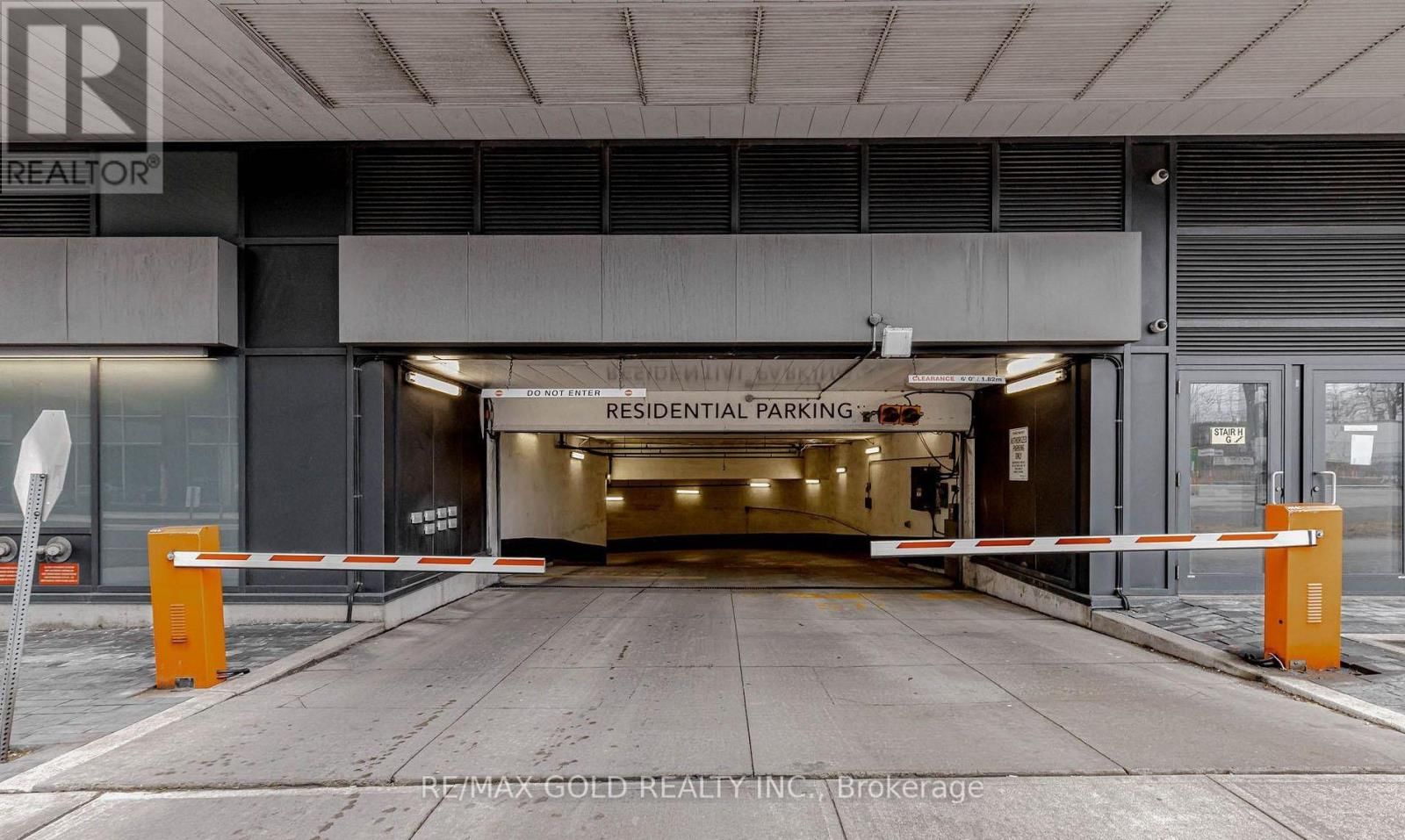 1919 - 30 SHORE BREEZE DRIVE Image 6