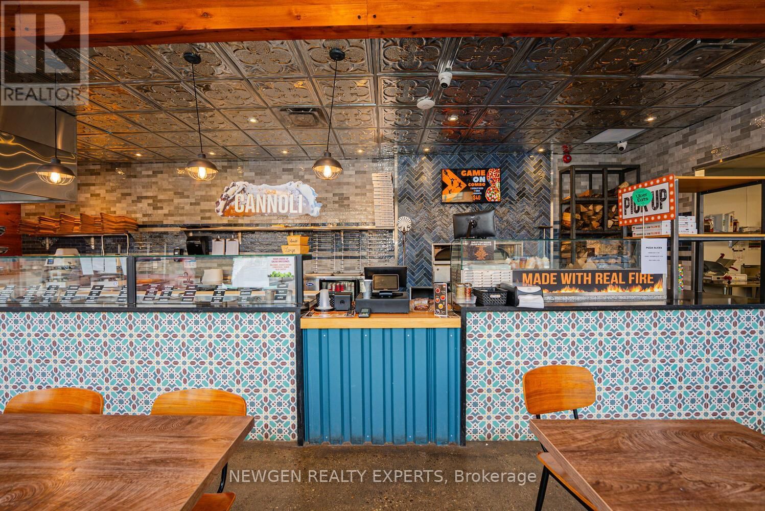 230 LAKESHORE ROAD EAST Image 14