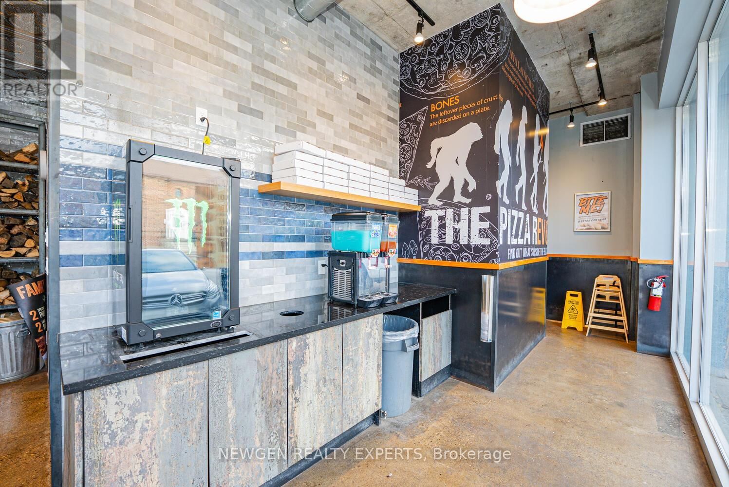 230 LAKESHORE ROAD EAST Image 34