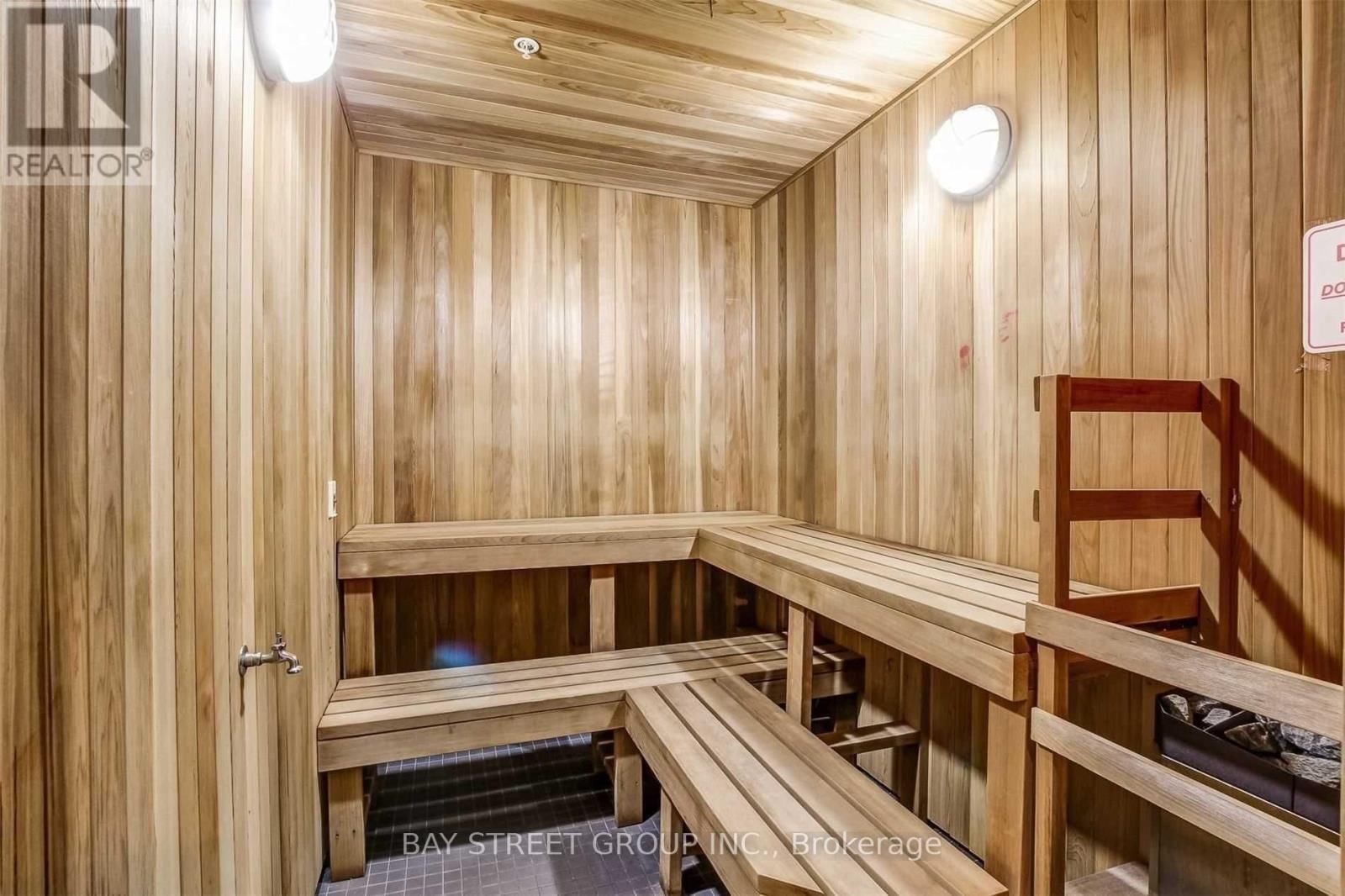 1905 - 5 VALHALLA INN ROAD Image 8