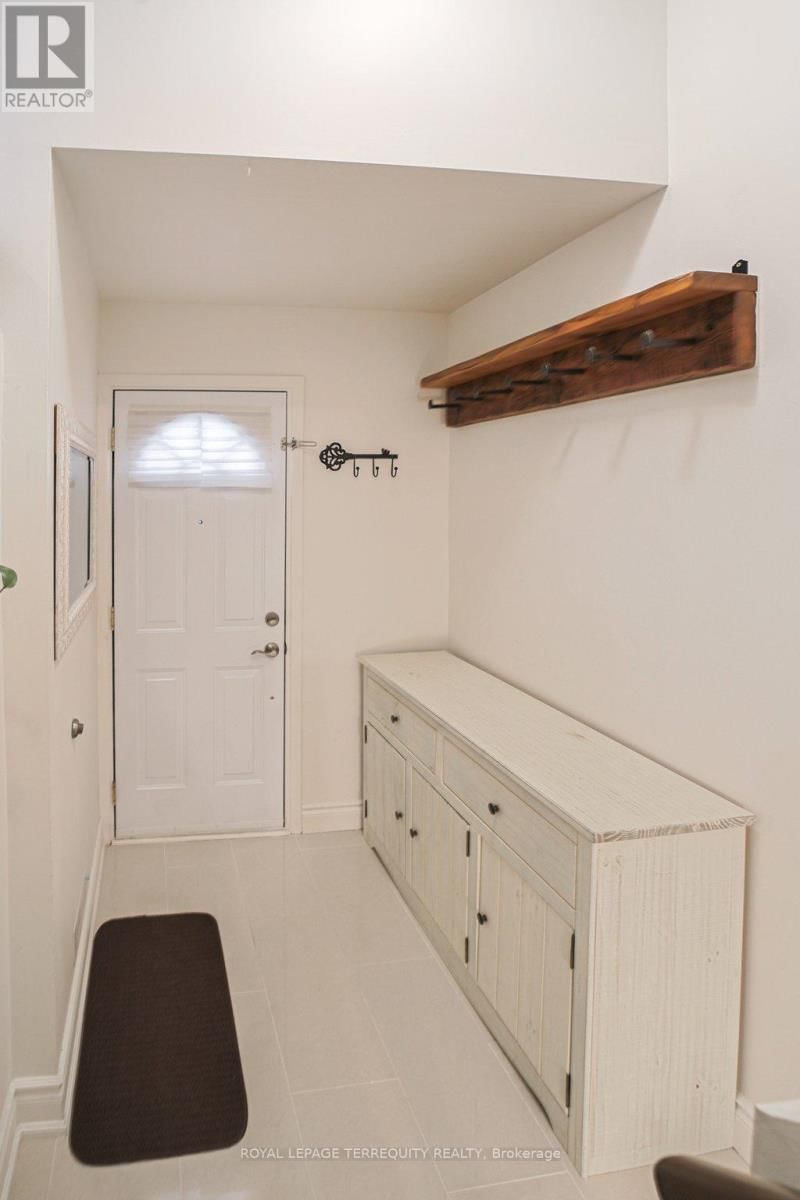 43 - 1221 DUNDIX ROAD Image 6