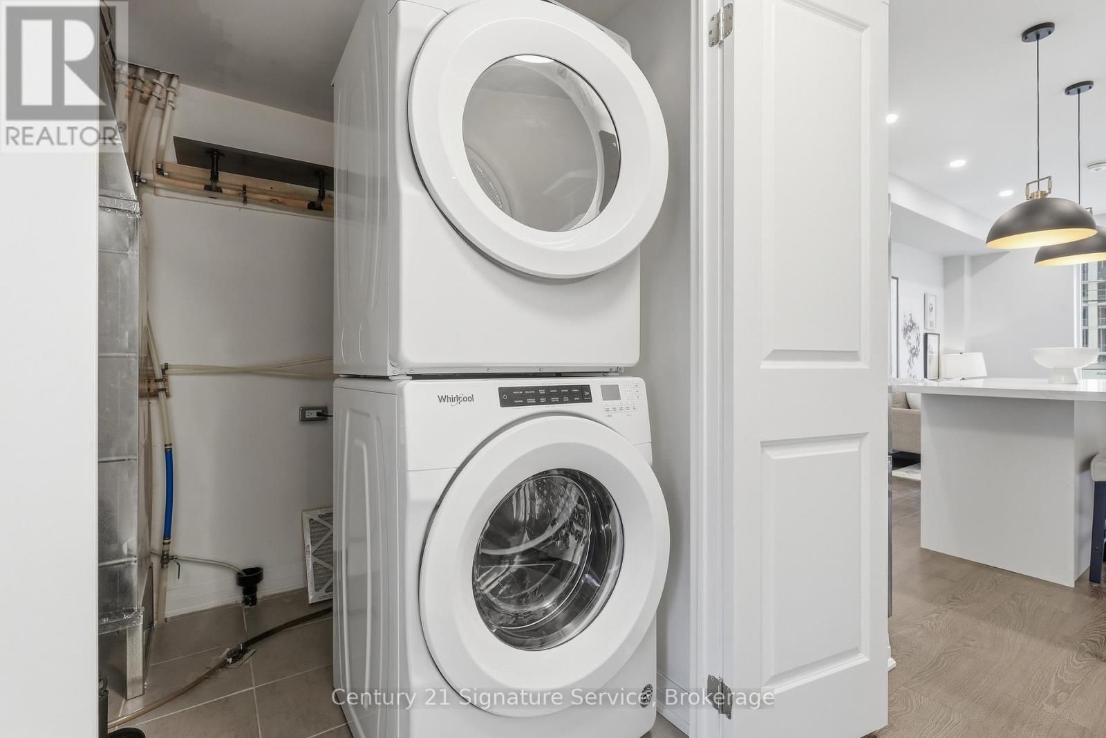 2 - 1238 CAWTHRA ROAD Image 11