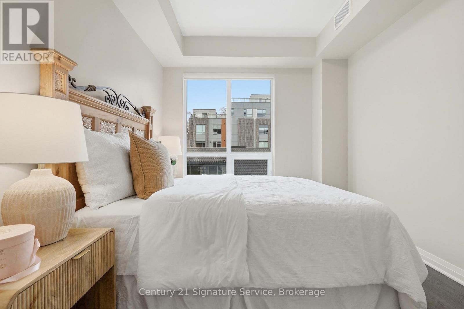 2 - 1238 CAWTHRA ROAD Image 12