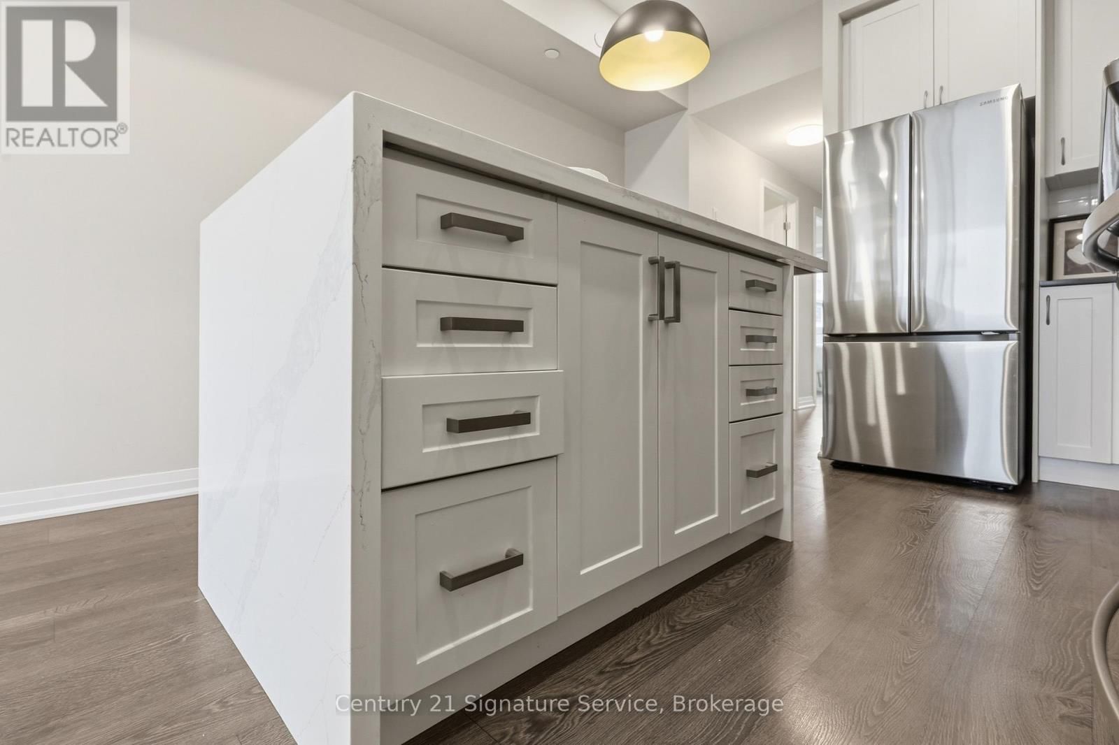 2 - 1238 CAWTHRA ROAD Image 6