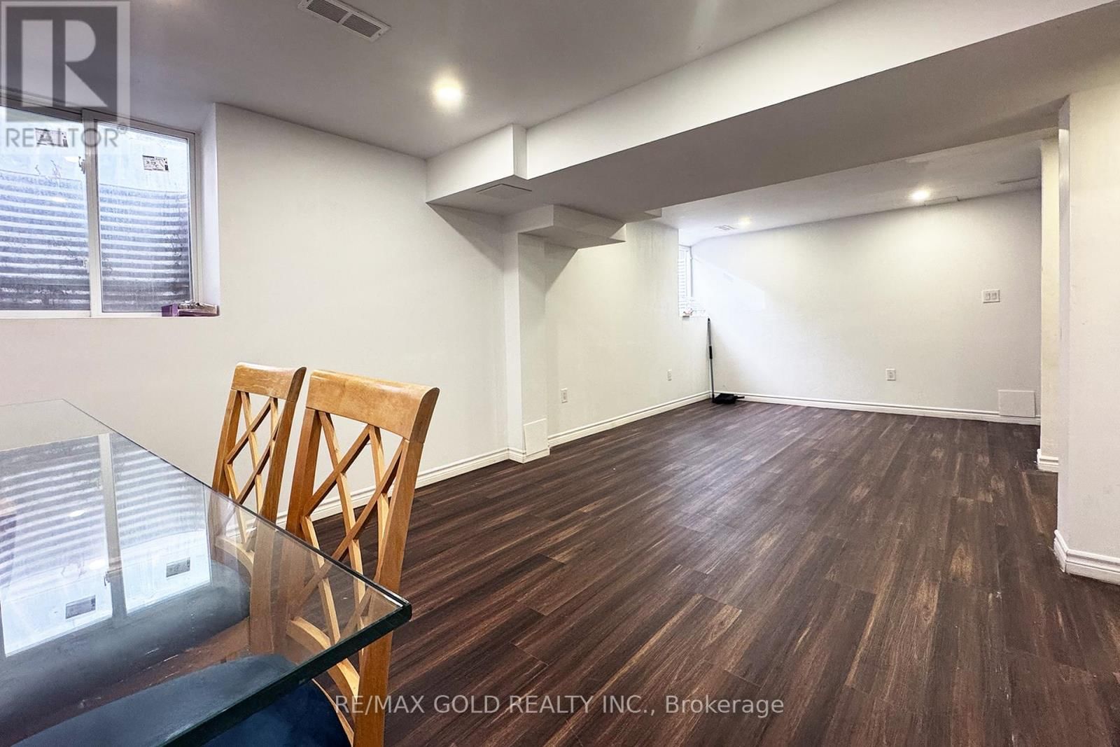 27 DULVERTON DRIVE Image 8