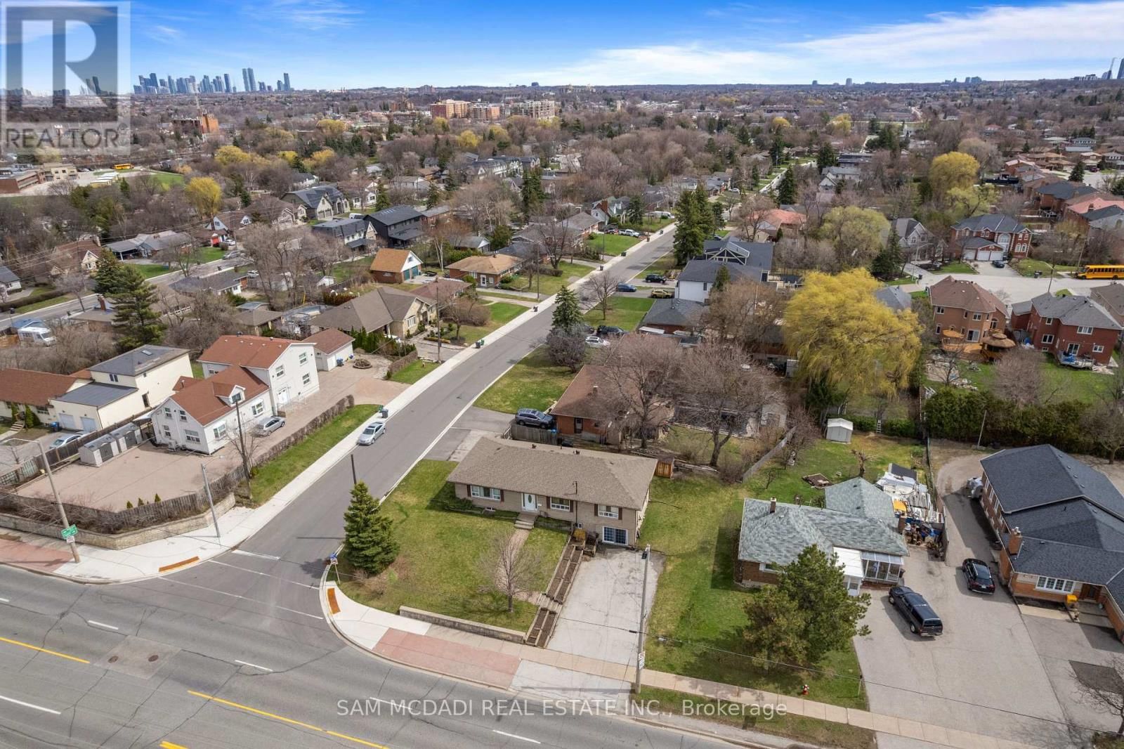 2230 BRITANNIA ROAD WEST Image 16