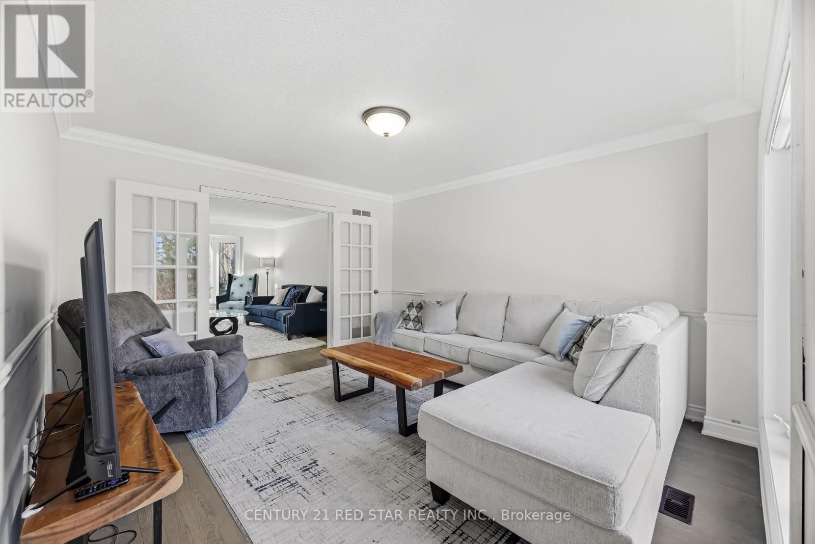 877 THE GRANGE SIDEROAD Image 10