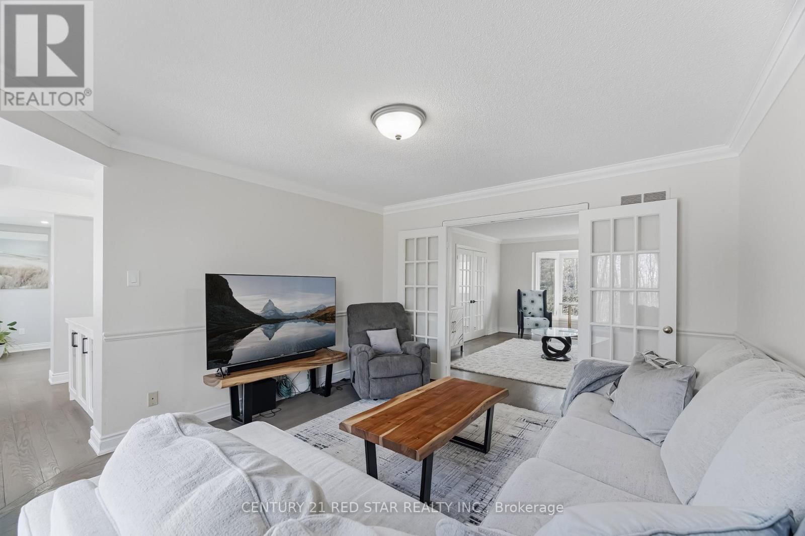 877 THE GRANGE SIDEROAD Image 11