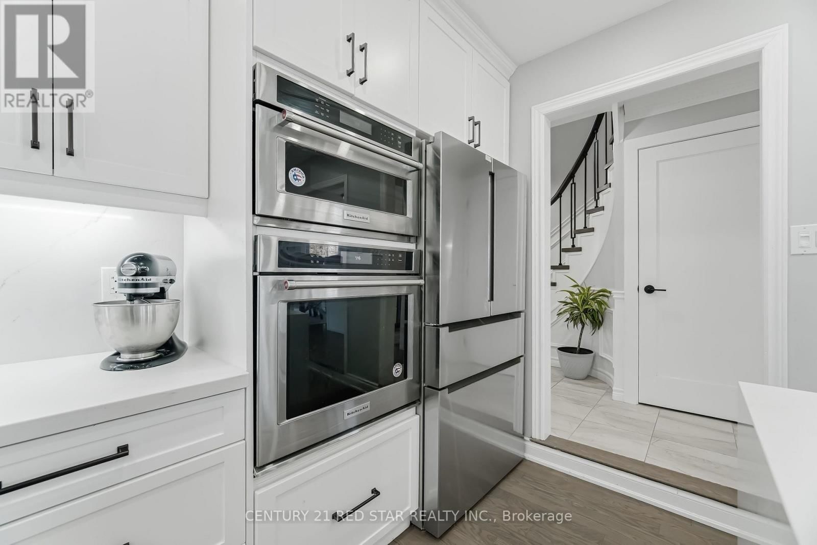 877 THE GRANGE SIDEROAD Image 19