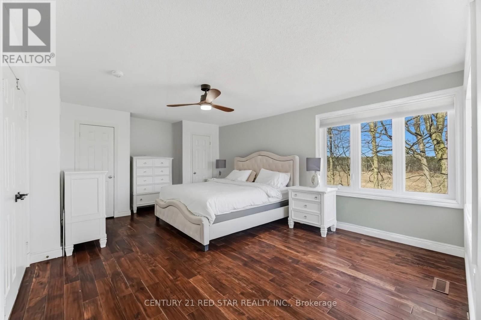 877 THE GRANGE SIDEROAD Image 24