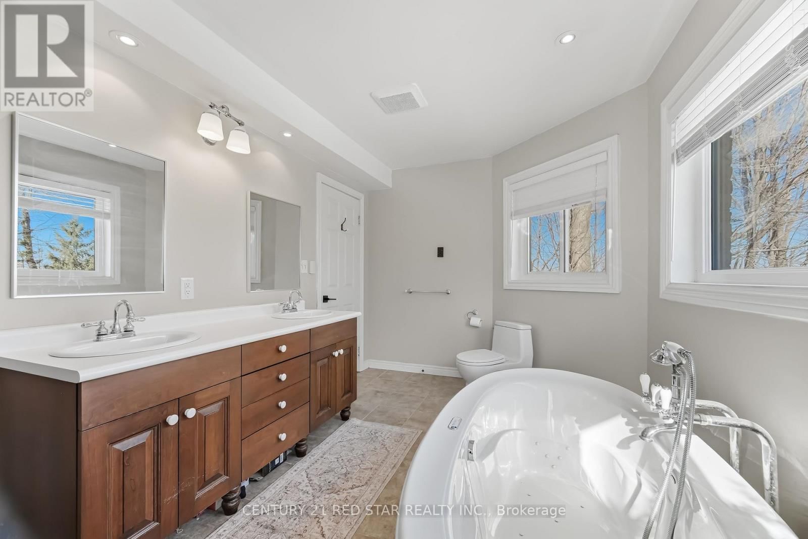 877 THE GRANGE SIDEROAD Image 26