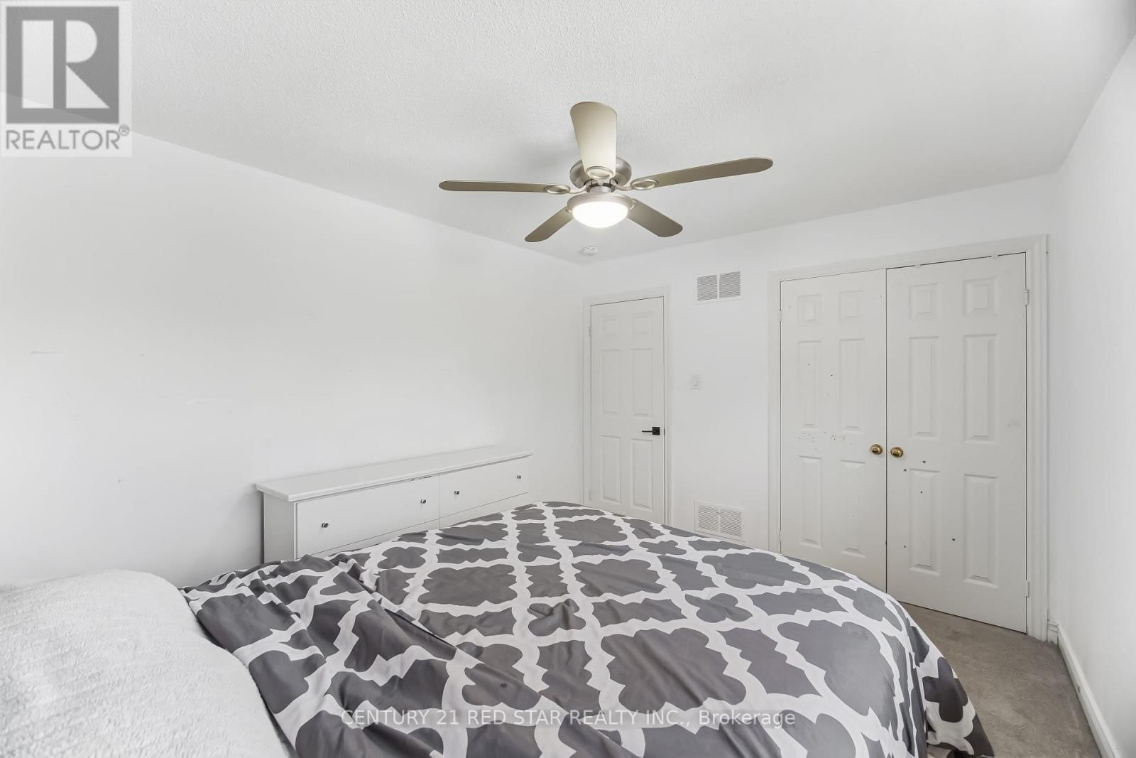 877 THE GRANGE SIDEROAD Image 28