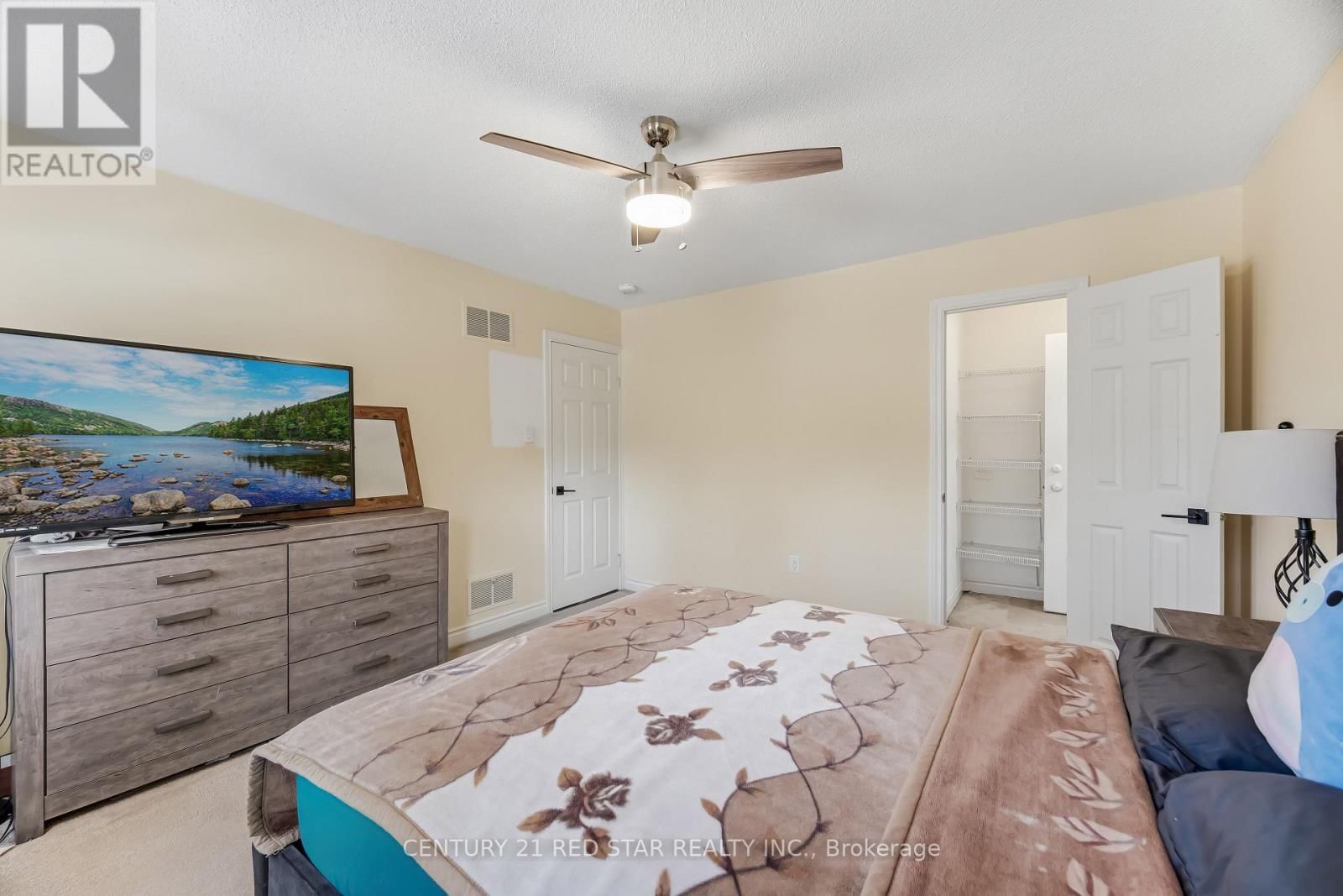 877 THE GRANGE SIDEROAD Image 30