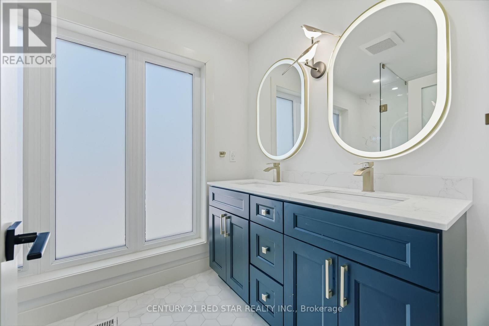 877 THE GRANGE SIDEROAD Image 33