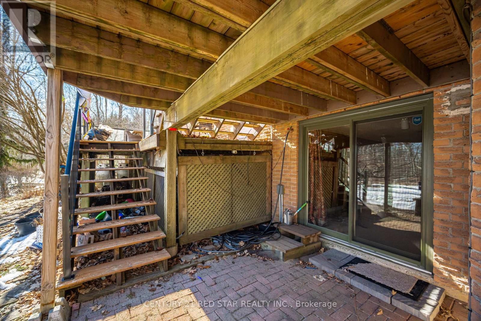 877 THE GRANGE SIDEROAD Image 43