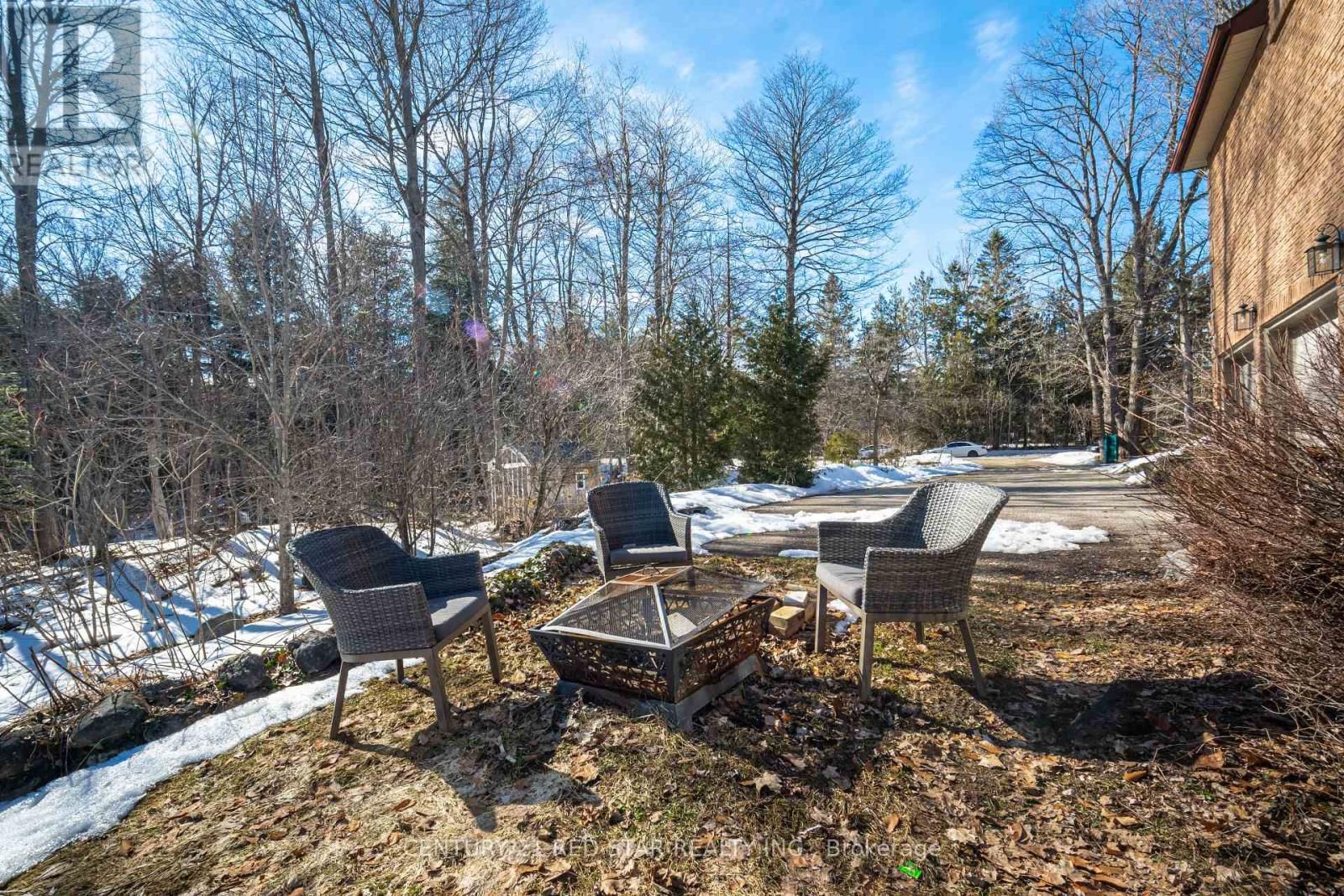 877 THE GRANGE SIDEROAD Image 48