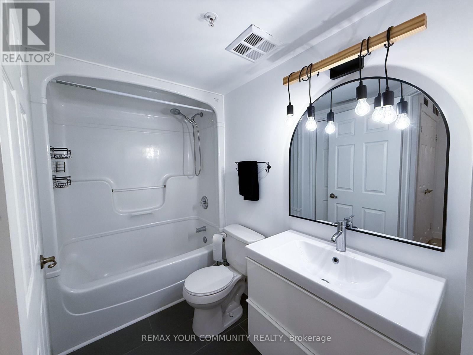 210 - 1800 WALKER'S LINE Image 15