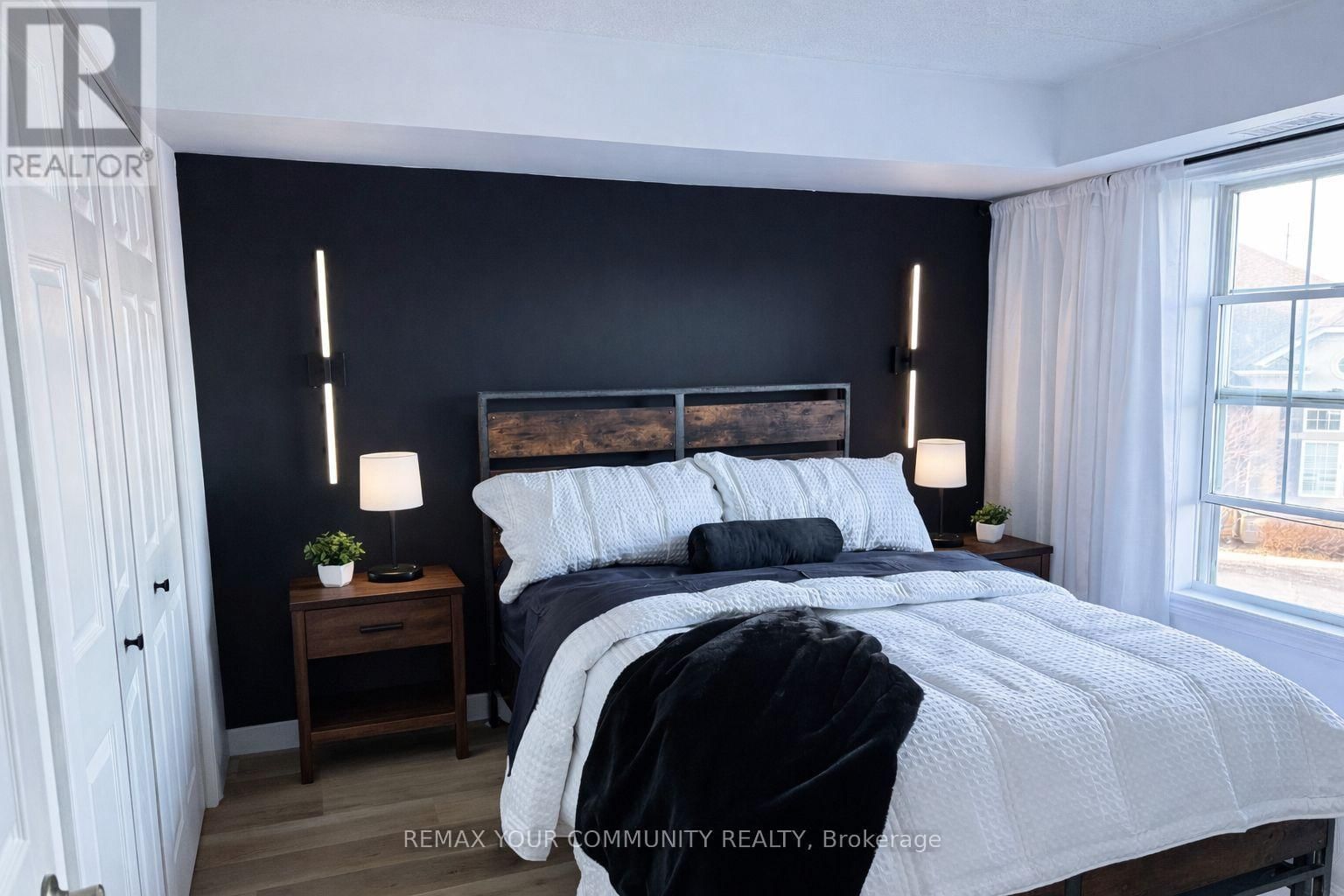 210 - 1800 WALKER'S LINE Image 8