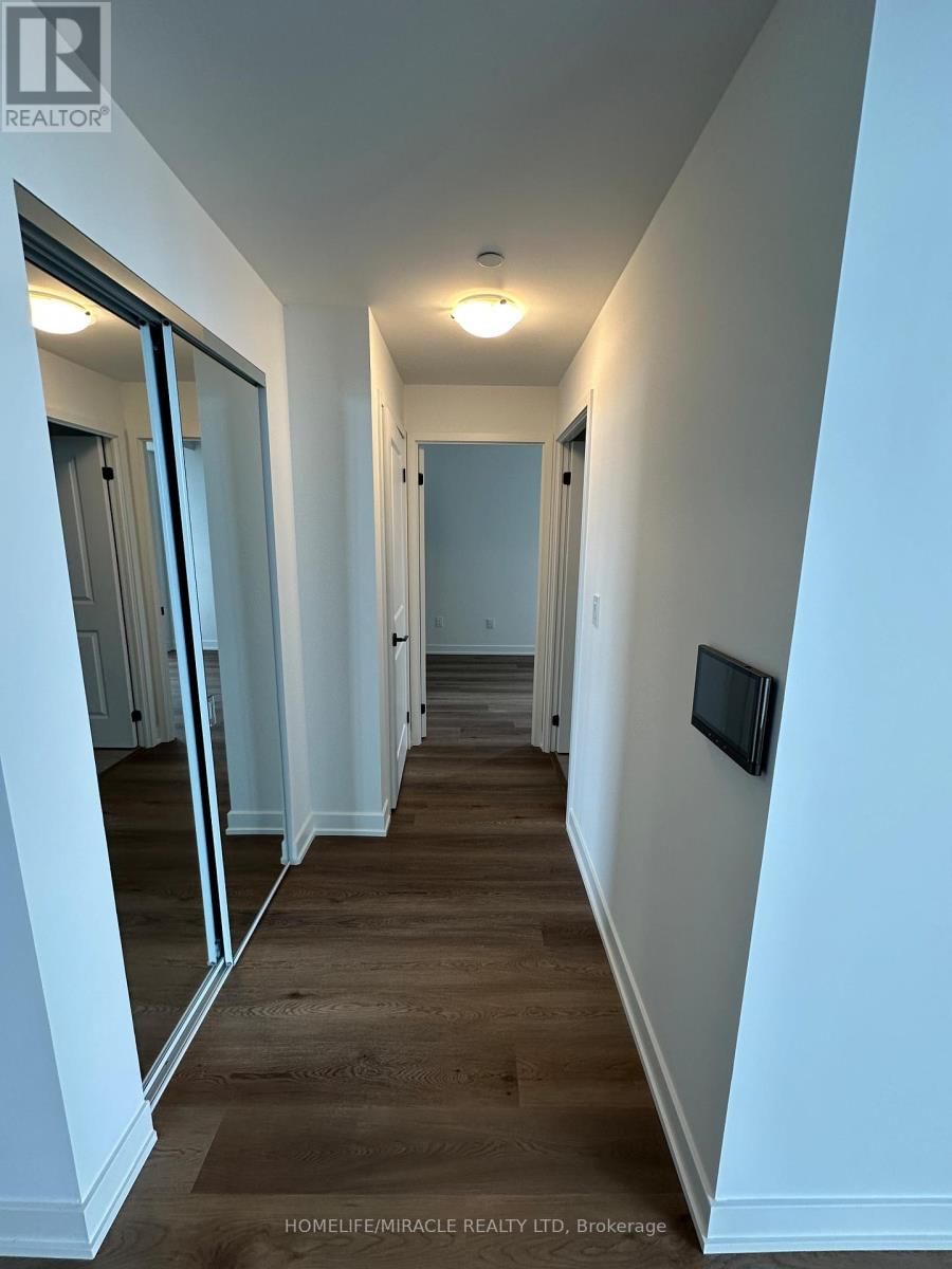 603 - 2075 LAKESHORE ROAD Image 9