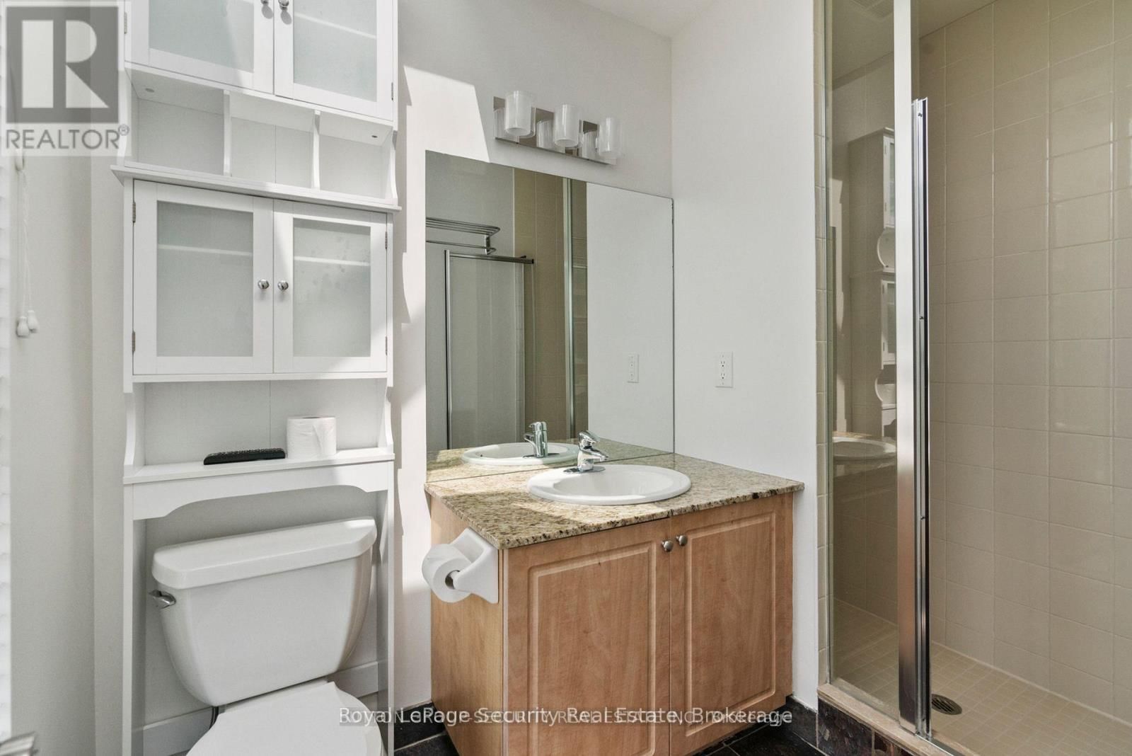 511 - 437 RONCESVALLES AVENUE Image 27