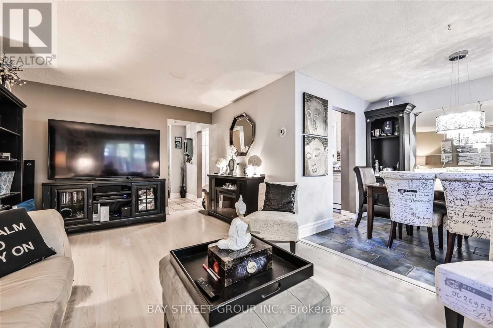 39 BARRINGTON CRESCENT Image 5