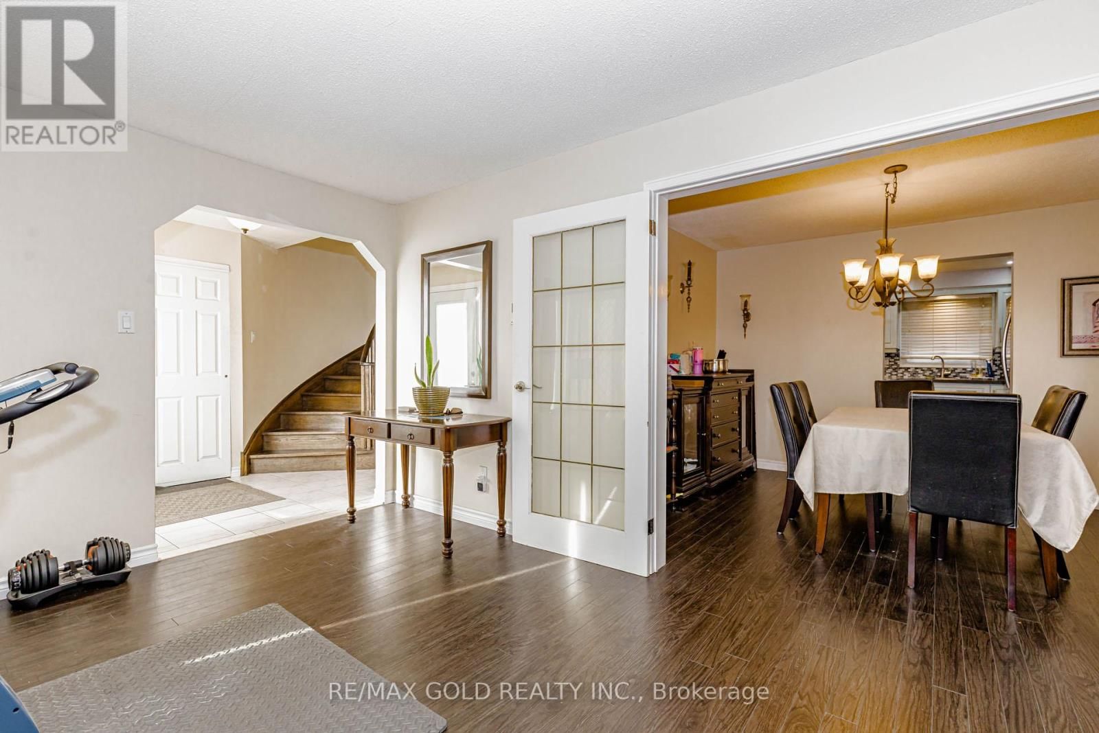 6 NUTMEG STREET Image 12