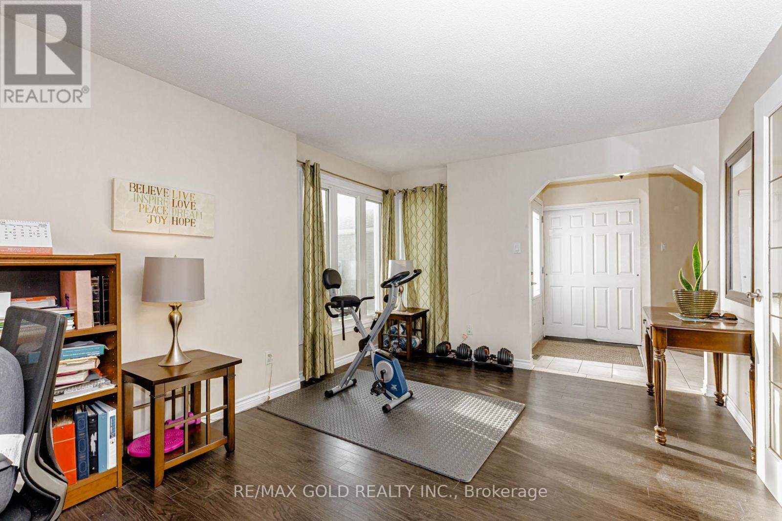 6 NUTMEG STREET Image 13