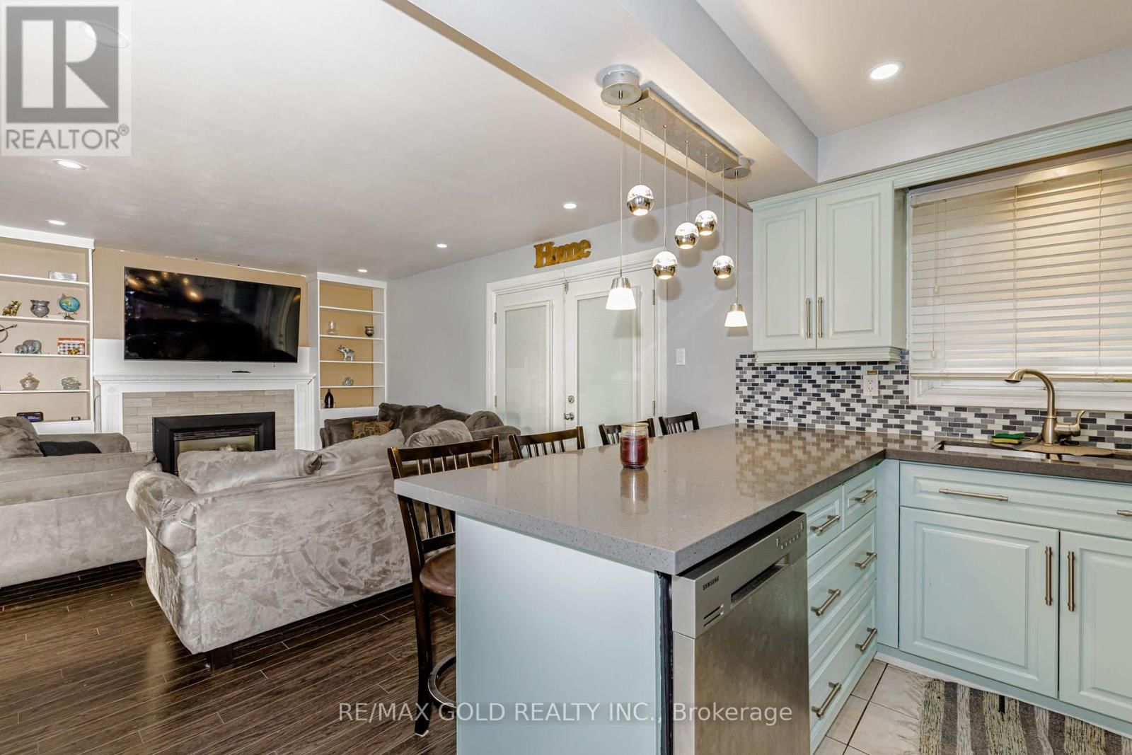 6 NUTMEG STREET Image 20