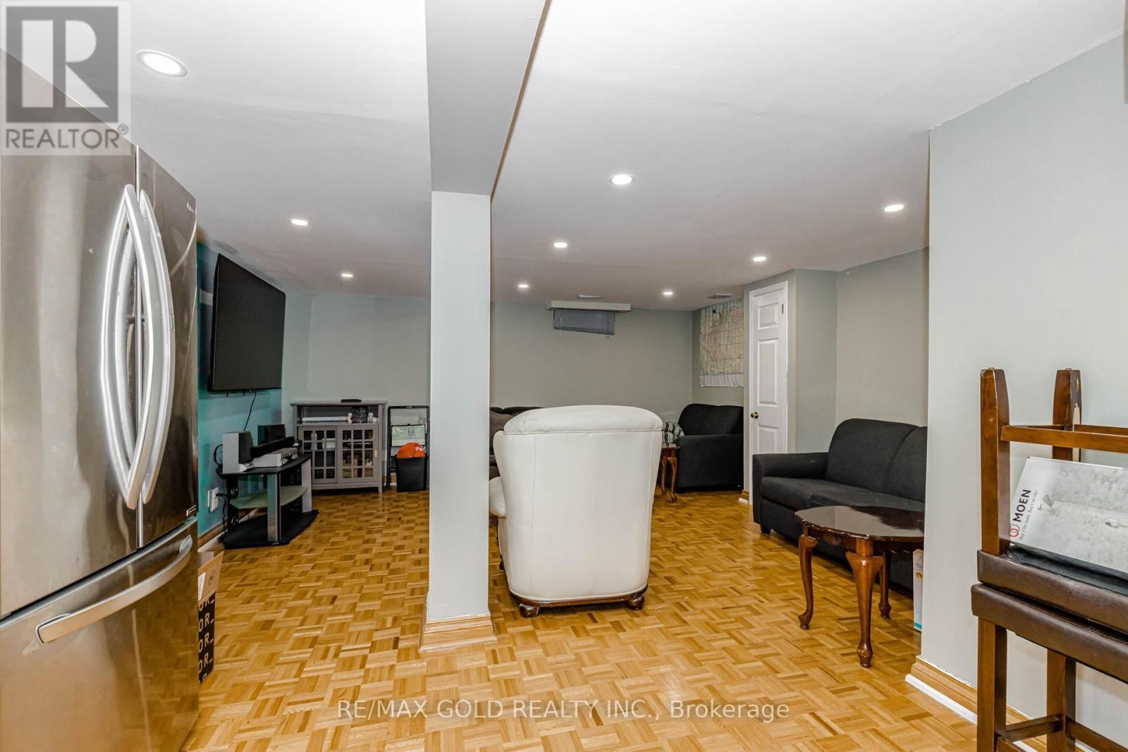 6 NUTMEG STREET Image 38