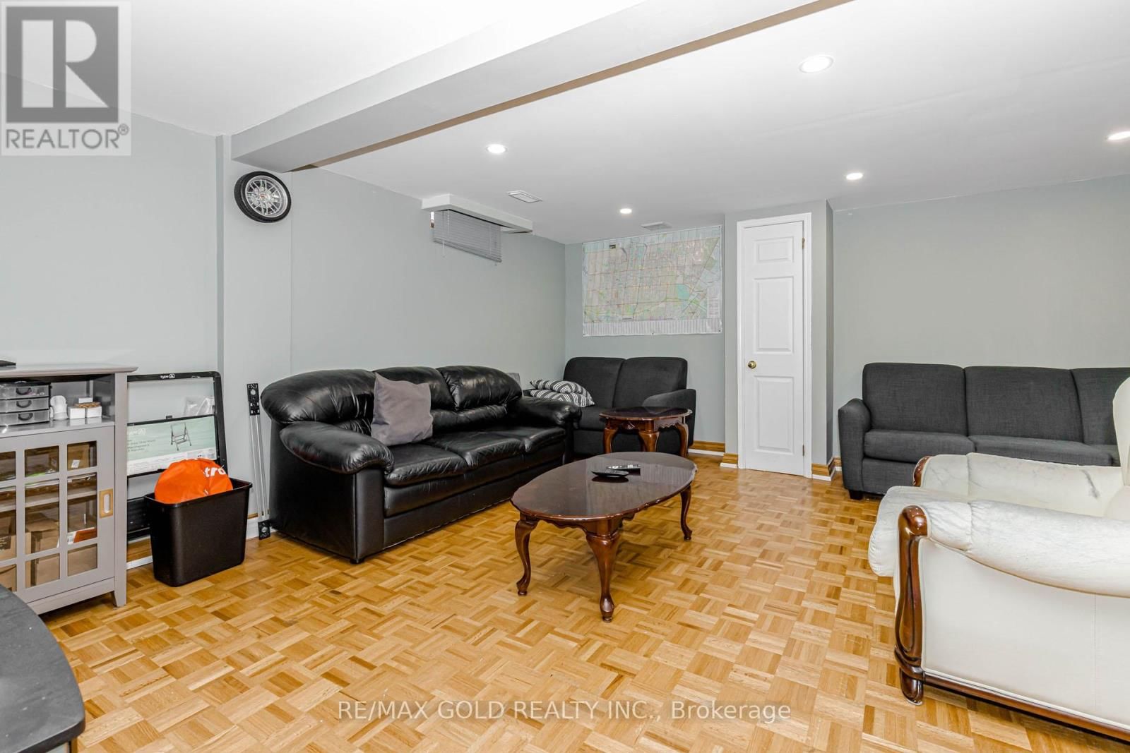 6 NUTMEG STREET Image 40