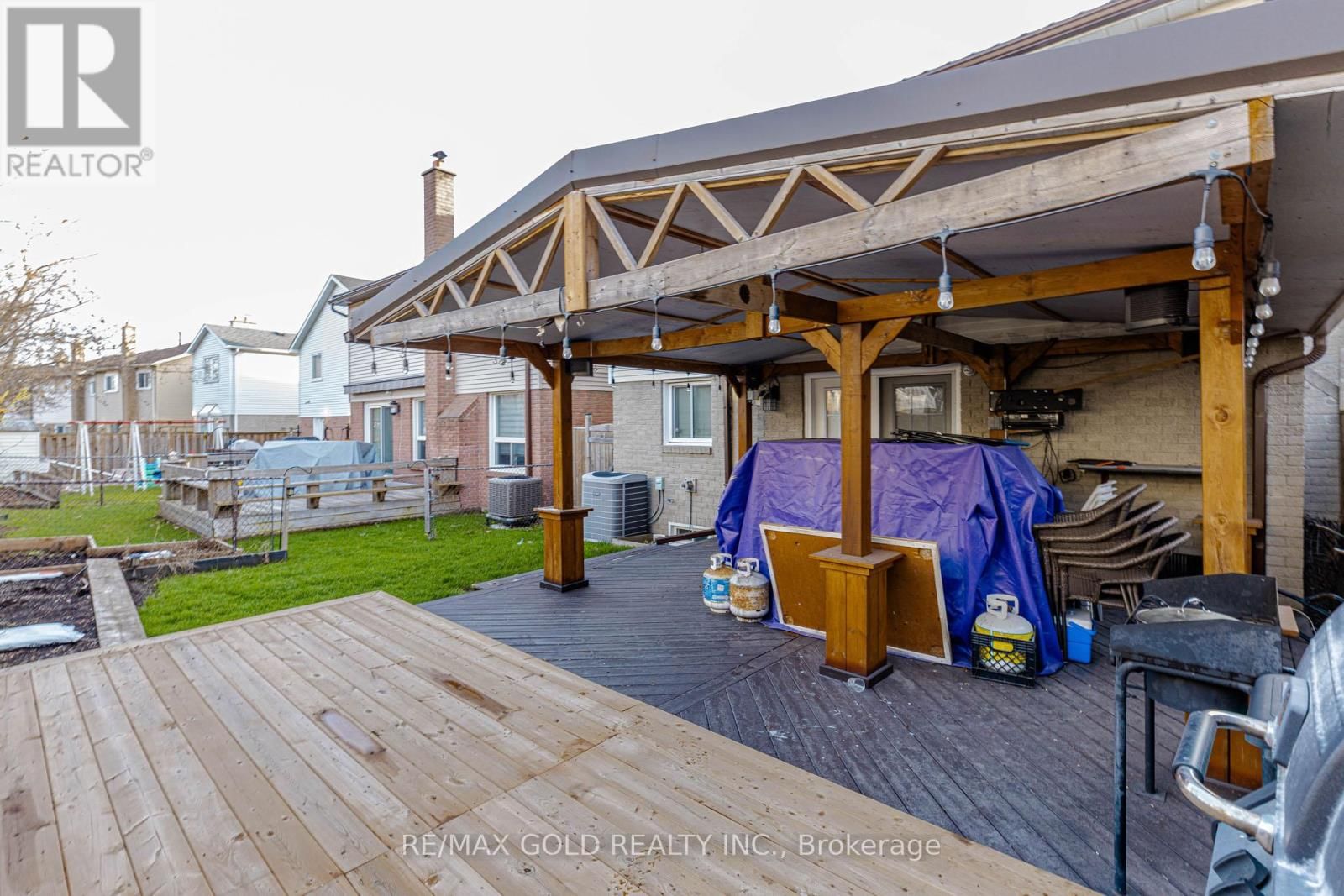 6 NUTMEG STREET Image 48