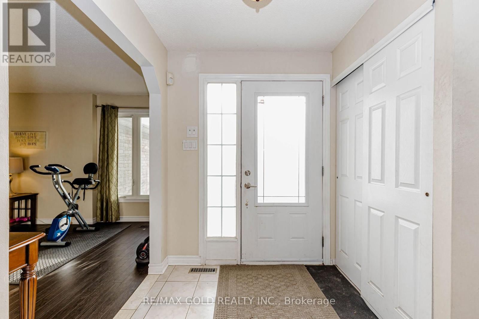 6 NUTMEG STREET Image 8