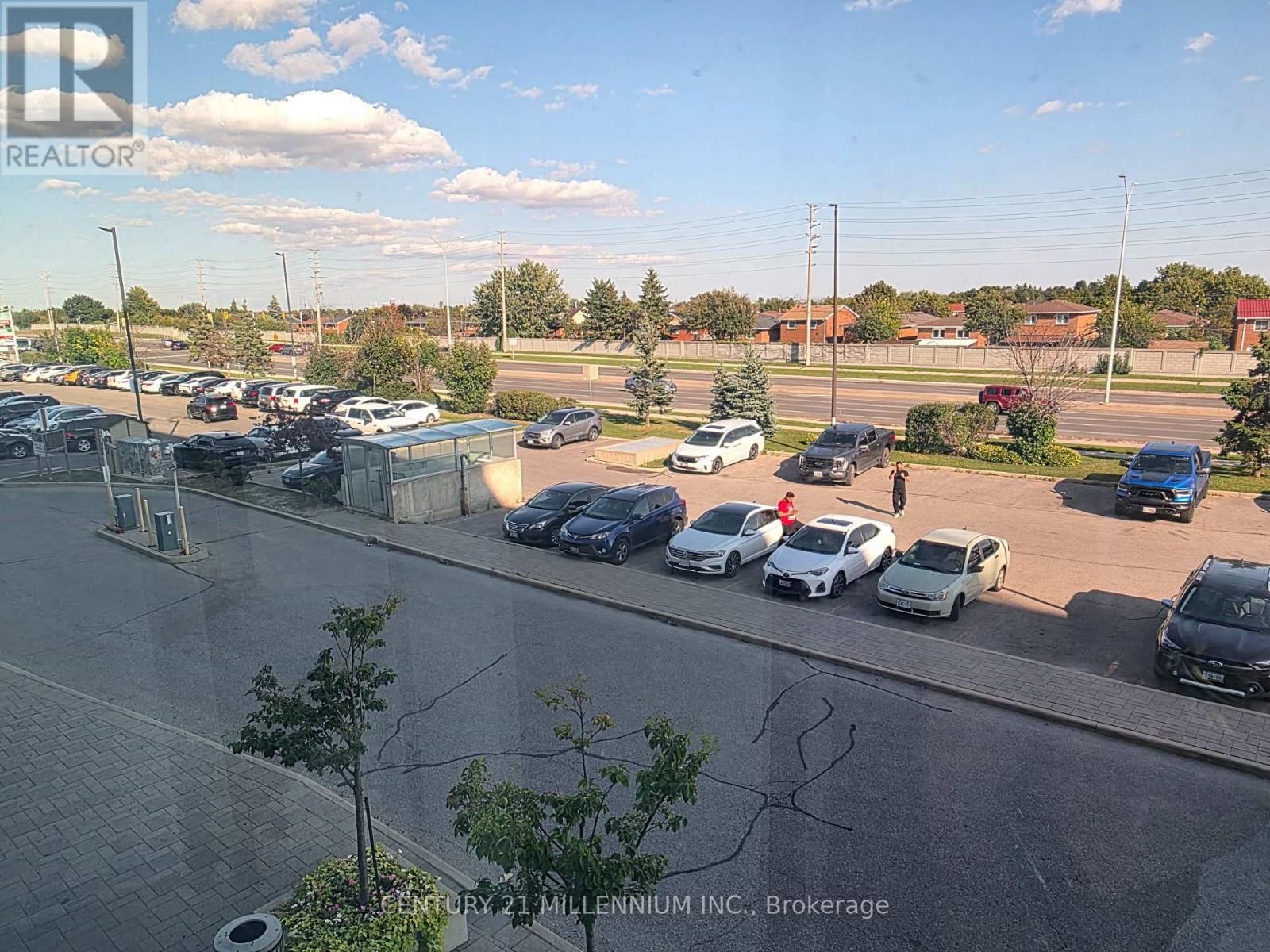 212 - 2250 BOVAIRD DRIVE EAST Image 17