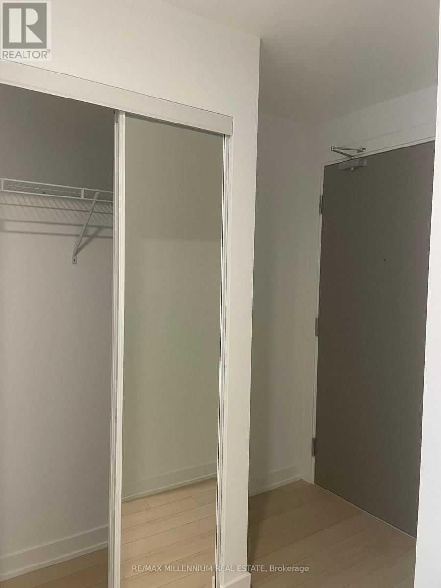 1902 - 15 SKYRIDGE DRIVE Image 11