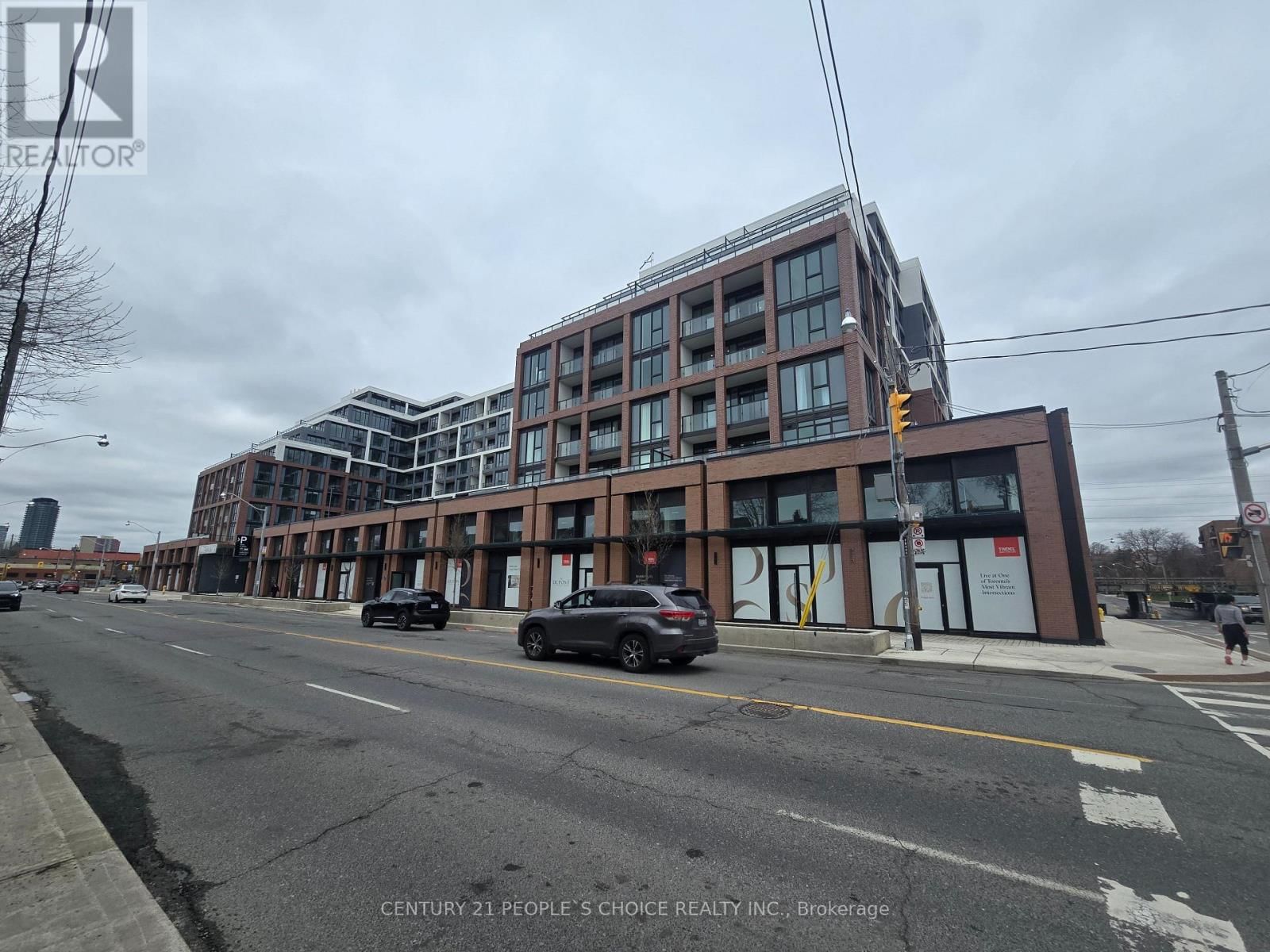 622 - 858 DUPONT STREET Image 24