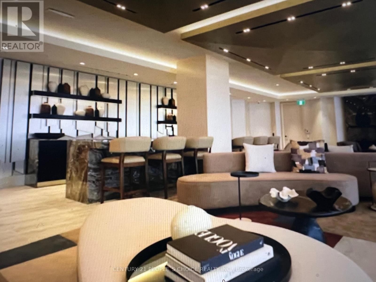 622 - 858 DUPONT STREET Image 6