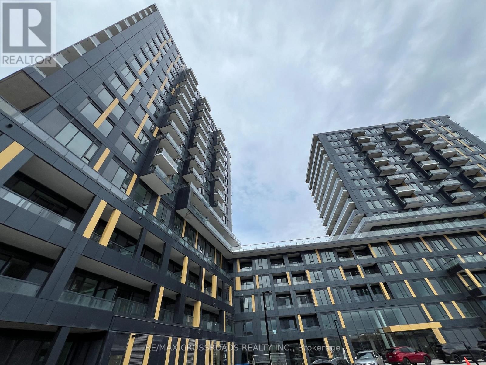 322 - 4878 POWERS COMMON Image 2