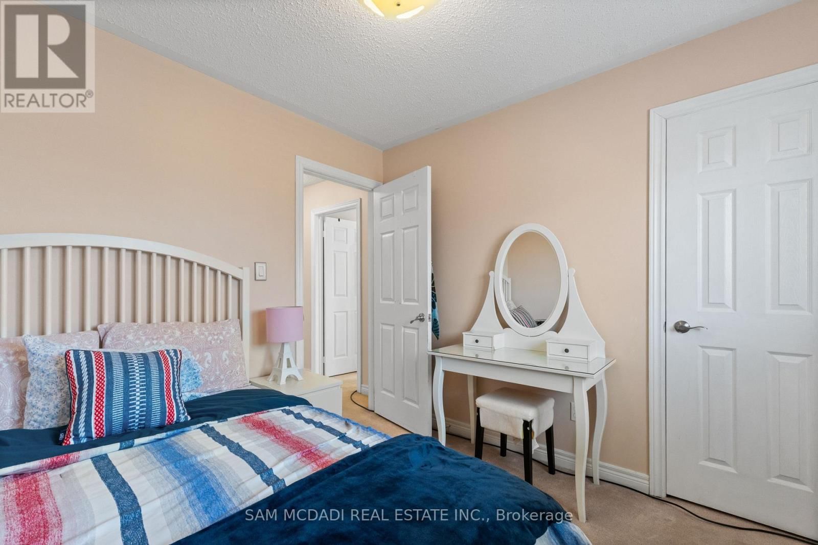 5625 PASSION FLOWER BOULEVARD Image 24