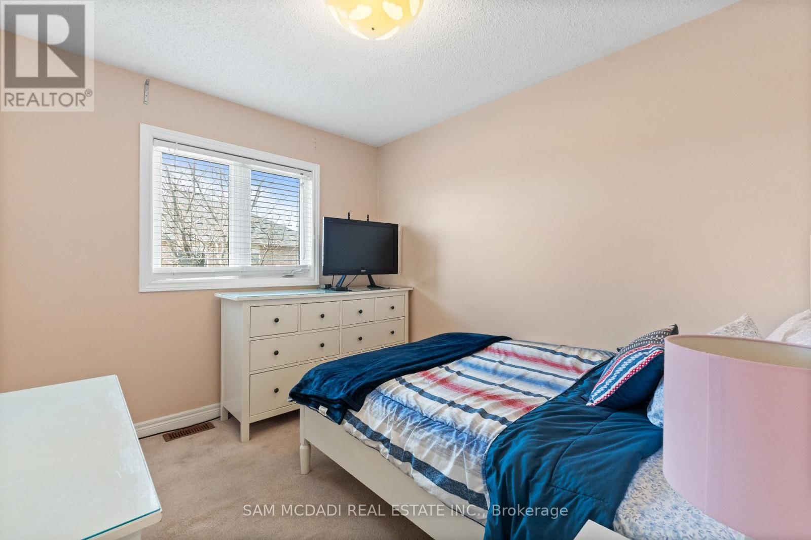 5625 PASSION FLOWER BOULEVARD Image 25