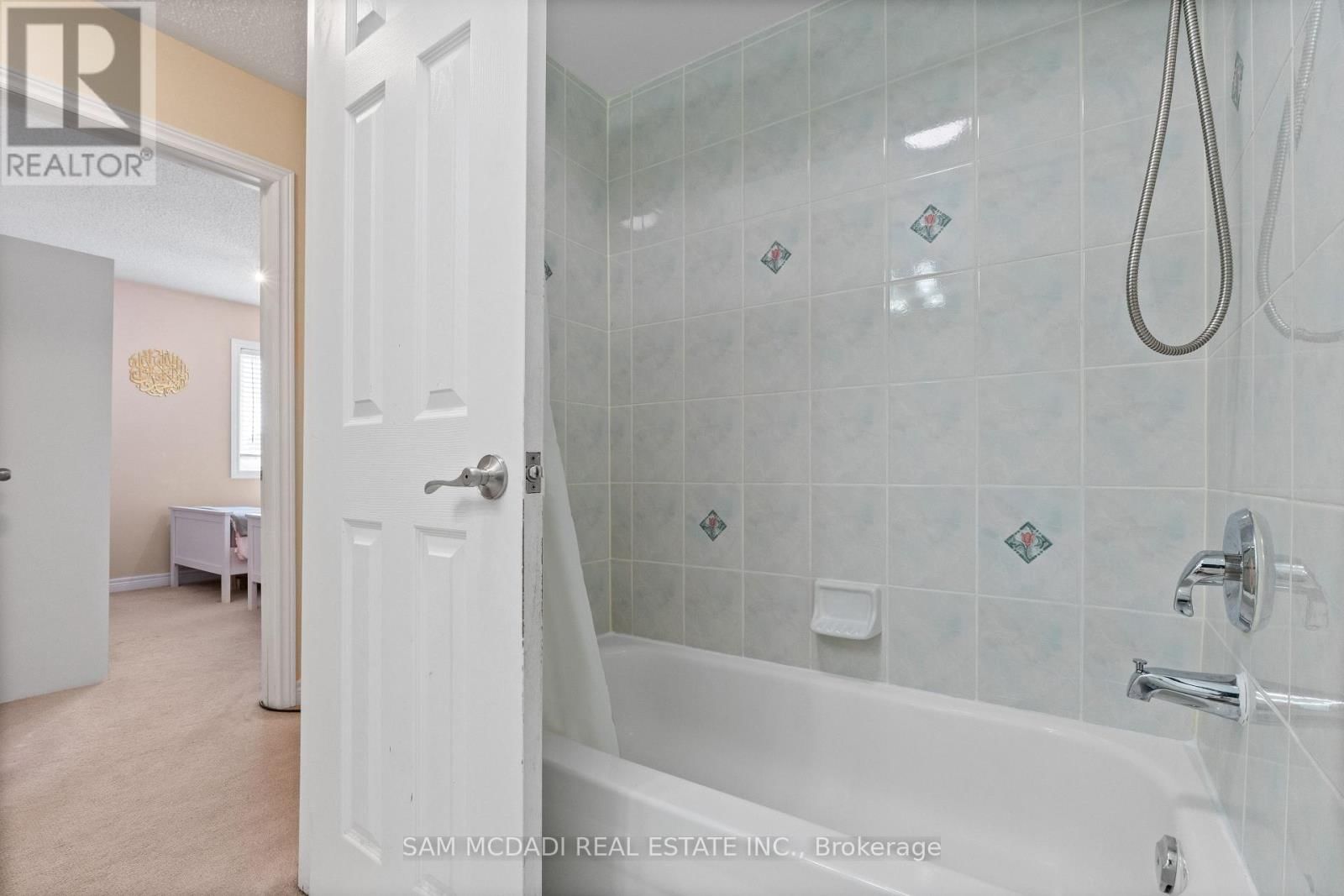 5625 PASSION FLOWER BOULEVARD Image 28