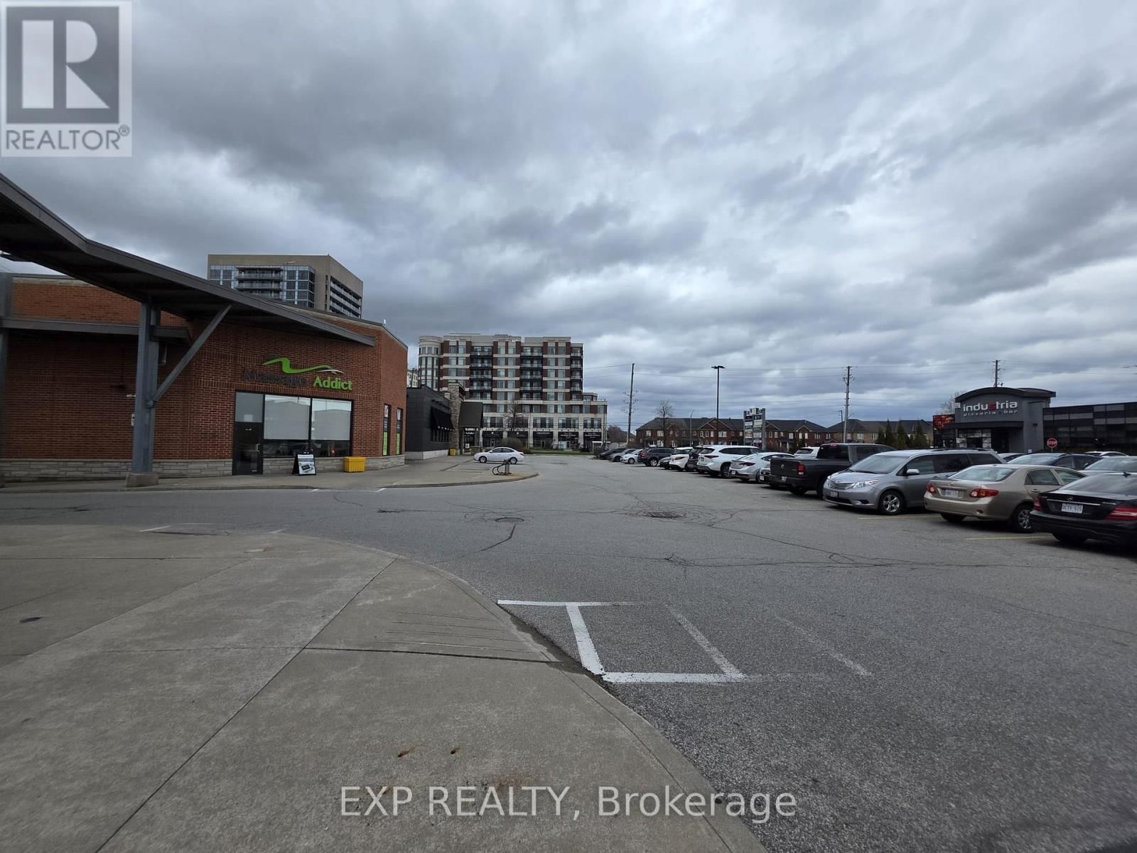 5 - 1900 APPLEBY LINE Image 7