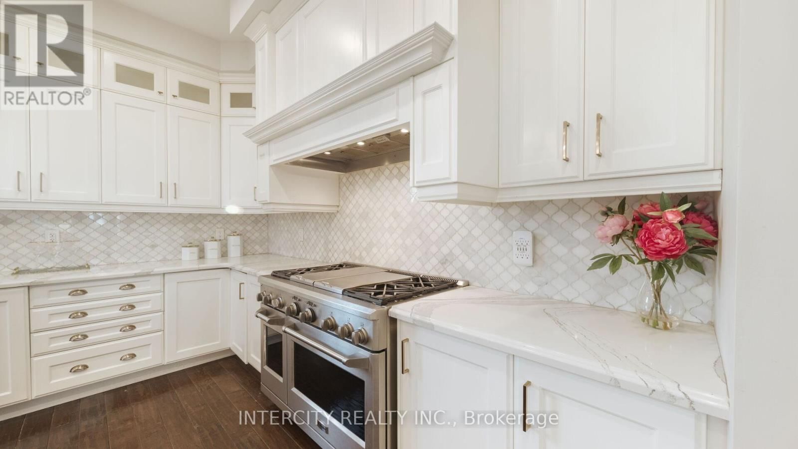 29 CHIMING ROAD Image 16