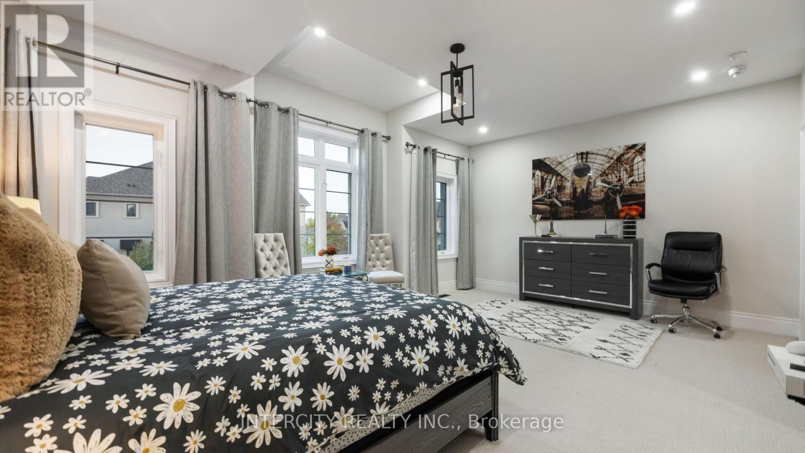 29 CHIMING ROAD Image 32