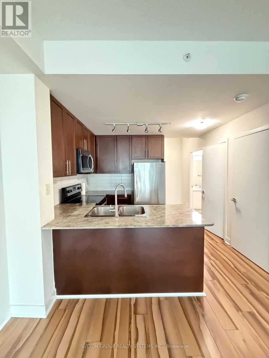 2301 - 3985 GRAND PARK DRIVE Image 2